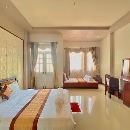 Phuc Hung 2 Hotel Rạch Giá Eksteriør billede