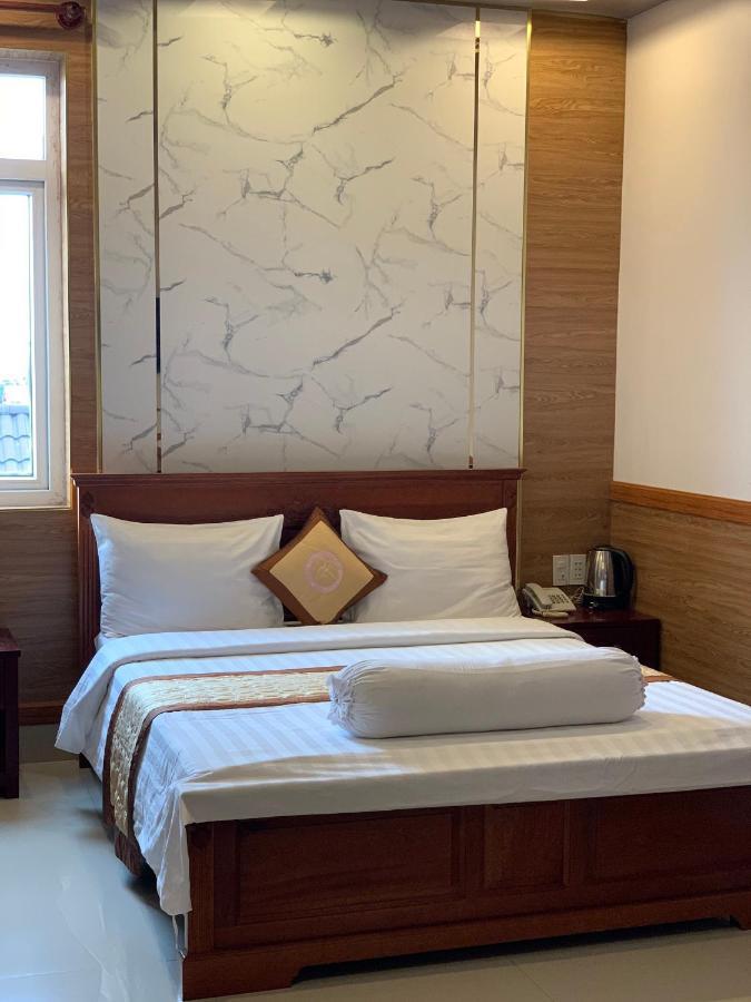 Phuc Hung 2 Hotel Rạch Giá Eksteriør billede