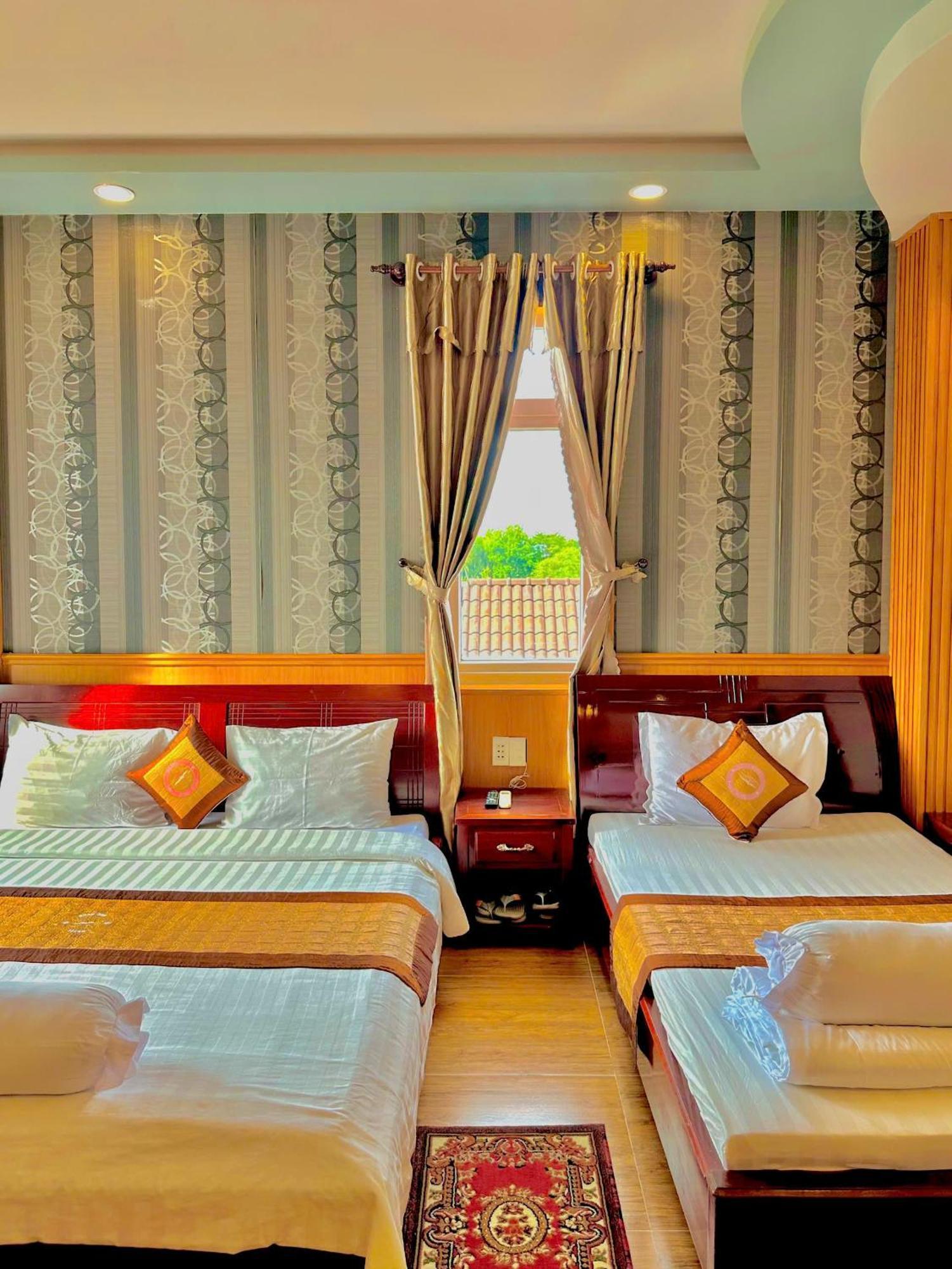 Phuc Hung 2 Hotel Rạch Giá Eksteriør billede