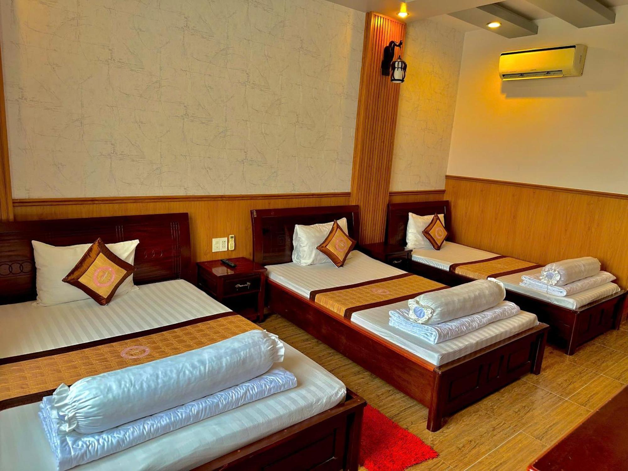 Phuc Hung 2 Hotel Rạch Giá Eksteriør billede