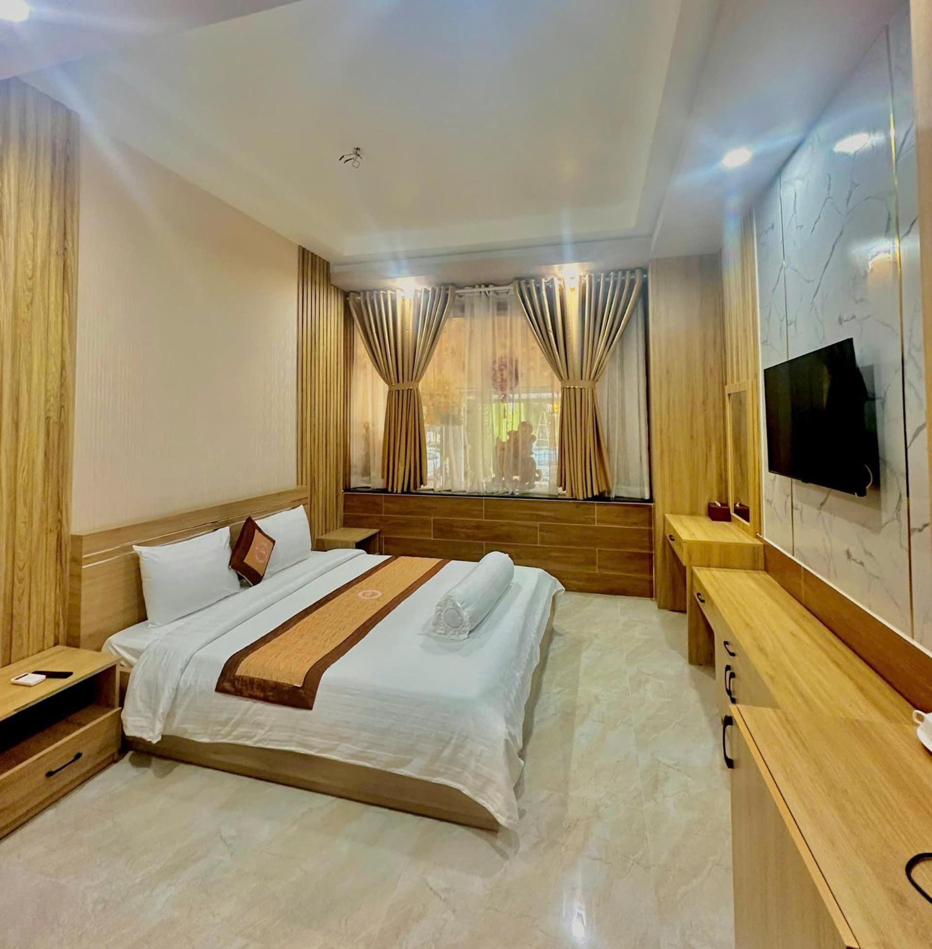 Phuc Hung 2 Hotel Rạch Giá Eksteriør billede