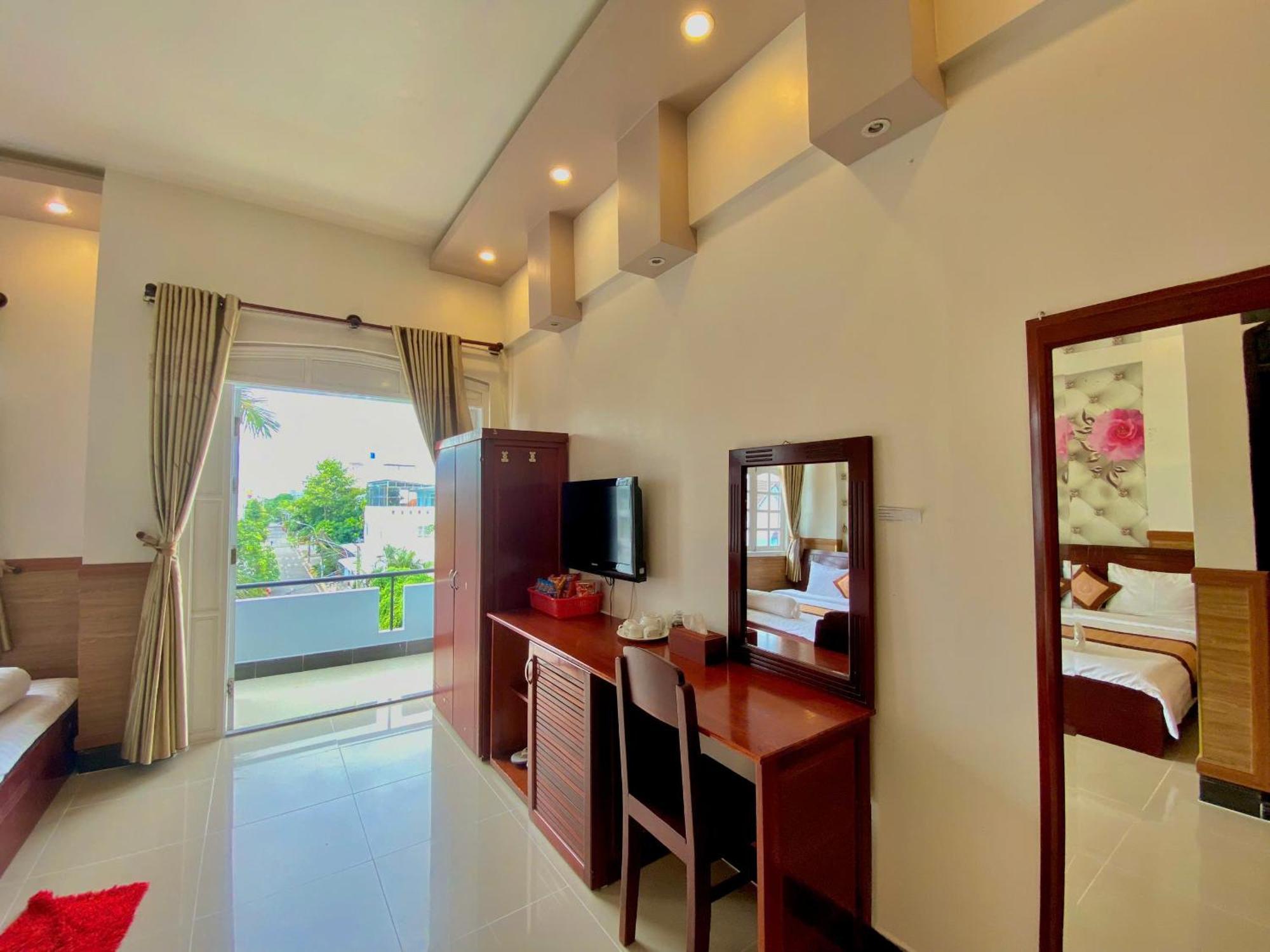 Phuc Hung 2 Hotel Rạch Giá Eksteriør billede